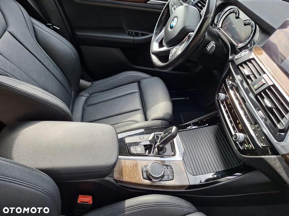 BMW X3 xDrive30i xLine - 4