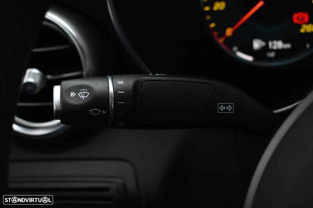 Mercedes-Benz GLC 300 e Coupe 4Matic 9G-TRONIC AMG Line - 33