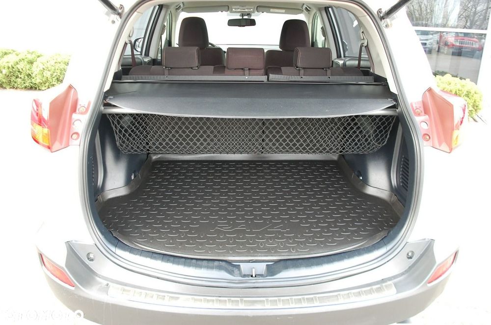 Toyota RAV4 - 28
