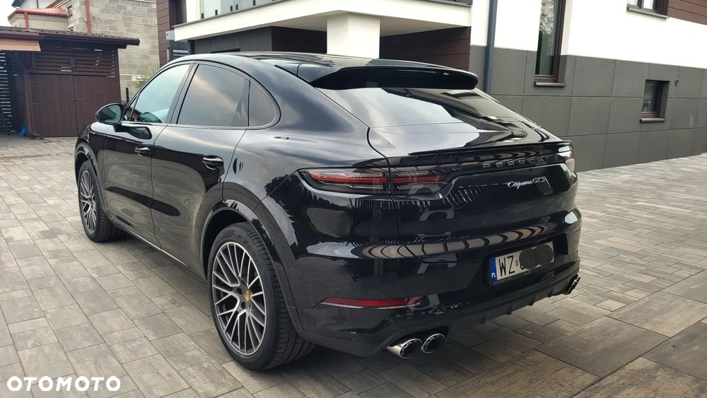 Porsche Cayenne Standard - 2