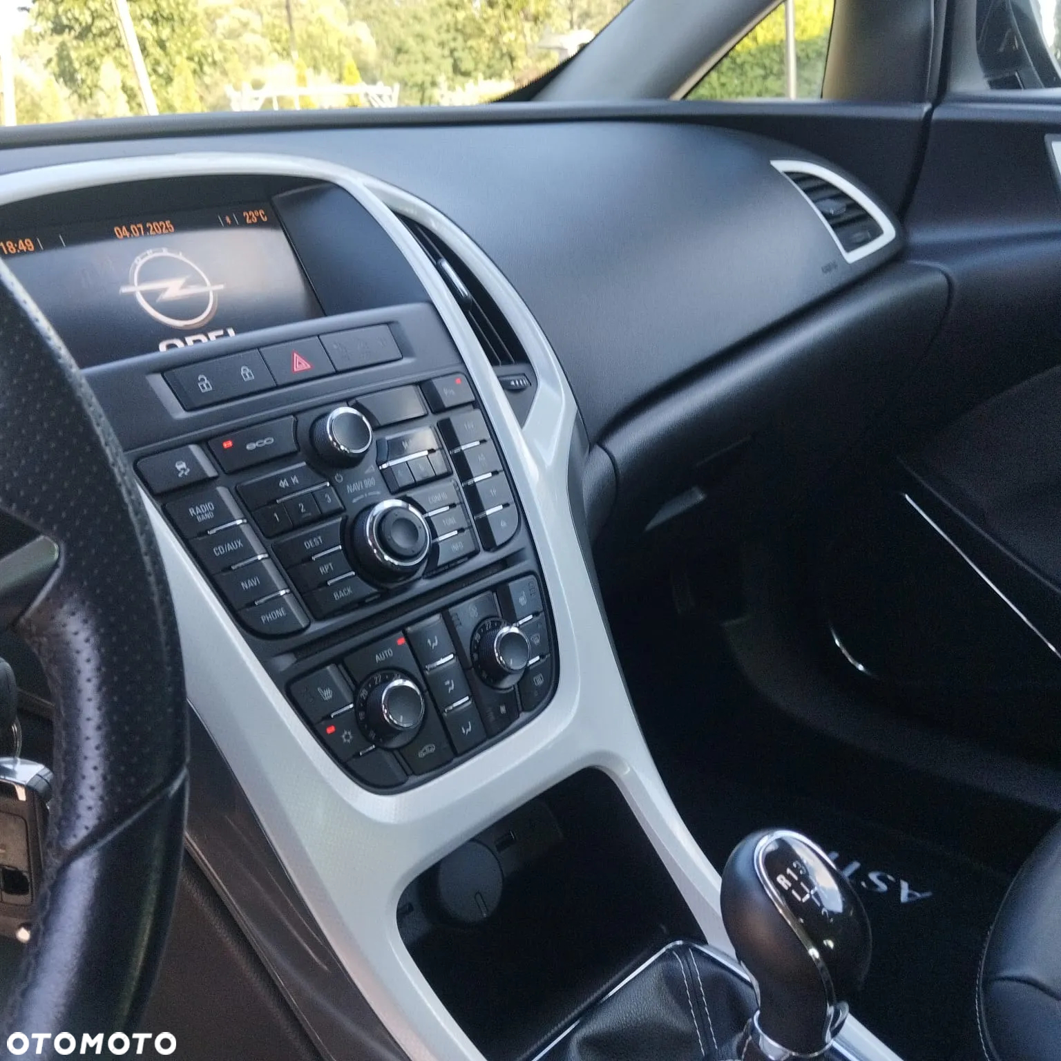 Opel Astra GTC 1.4 Turbo - 14