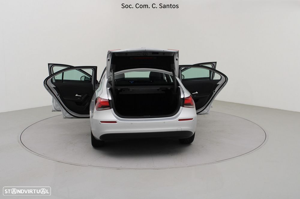 Mercedes-Benz A 180 Limousine d Style Plus Aut. - 12