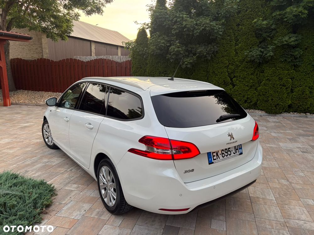 Peugeot 308 - 5