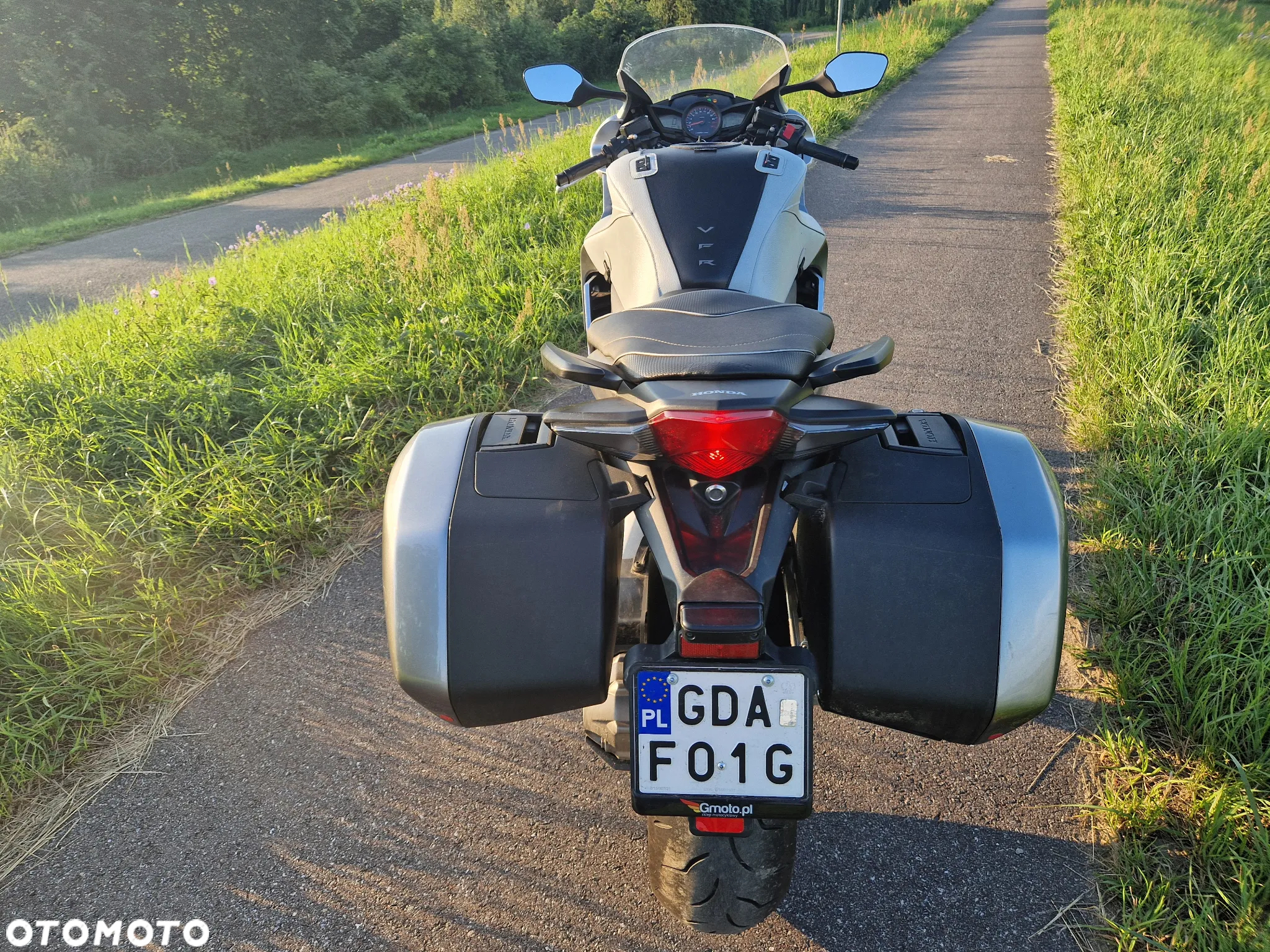 Honda VFR - 5