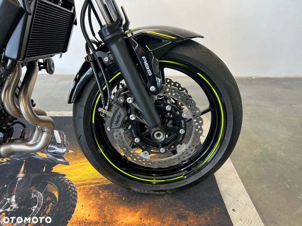 Kawasaki Z 650 - 22
