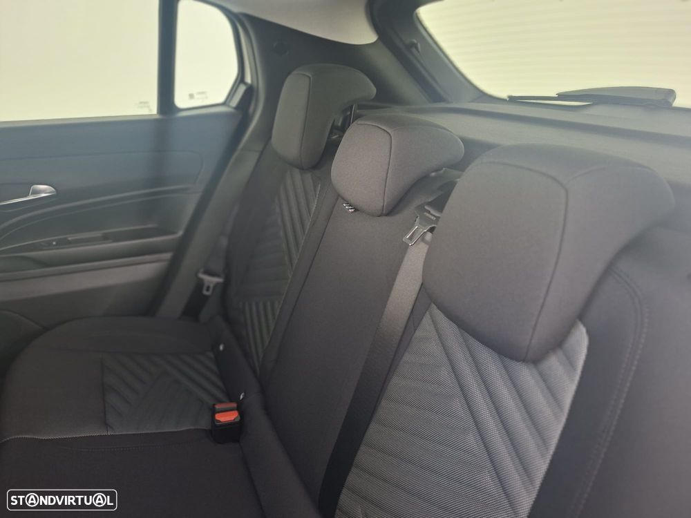 Fiat 600 1.2 Hybrid La Prima - 10