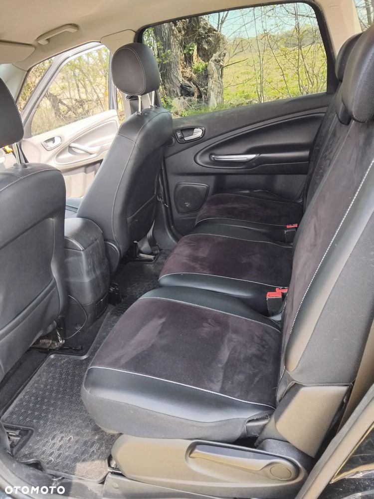 Ford S-Max 2.0 TDCi DPF Titanium - 6