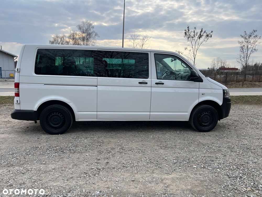 Volkswagen Transporter Caravelle Lang BMT Trendline - 19