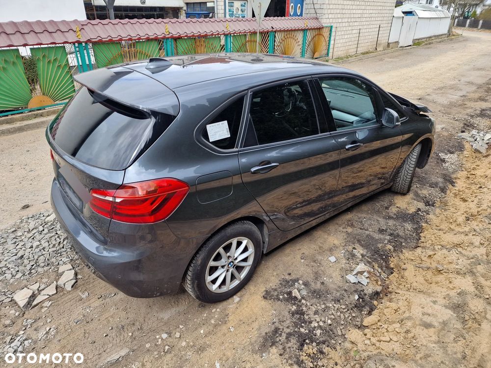 BMW Seria 2 216d - 38