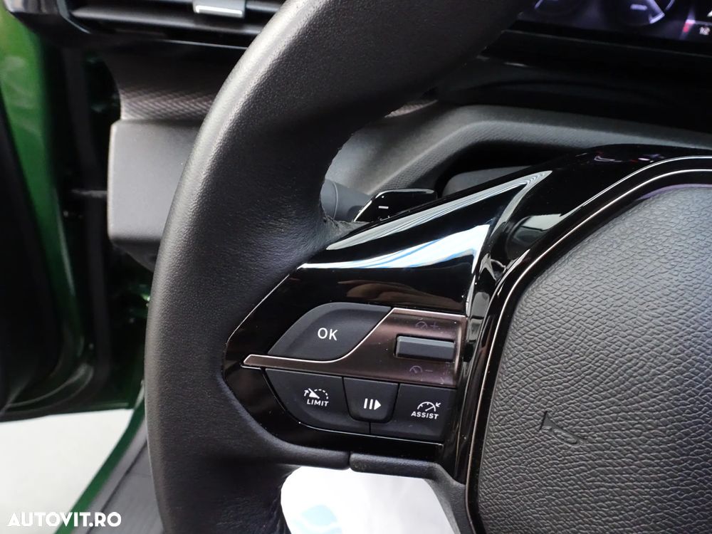 Peugeot 308 1.2L PureTech 130 S&S EAT8 Allure - 29