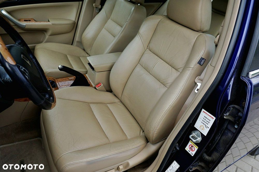 Honda Accord - 16
