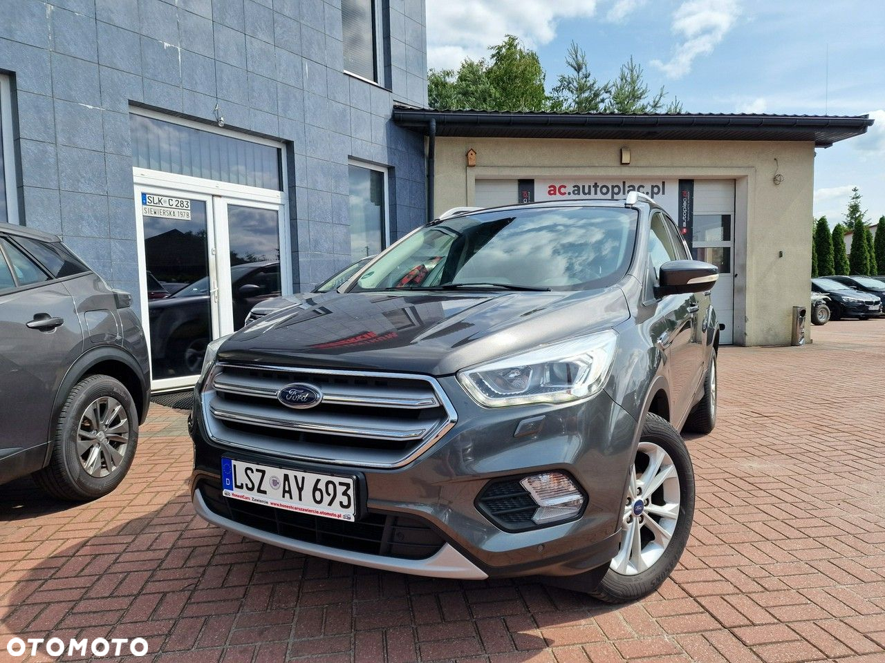 Ford Kuga 1.5 EcoBoost 2x4 Titanium - 2