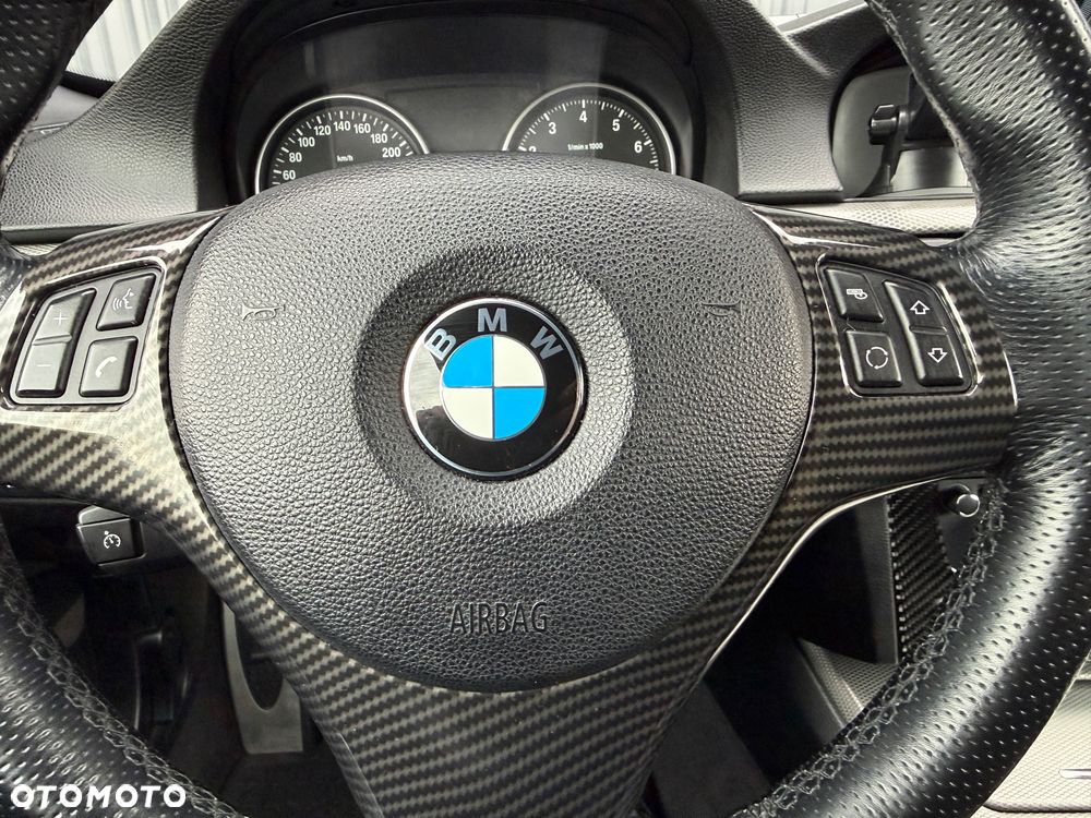 BMW Seria 3 325i - 14