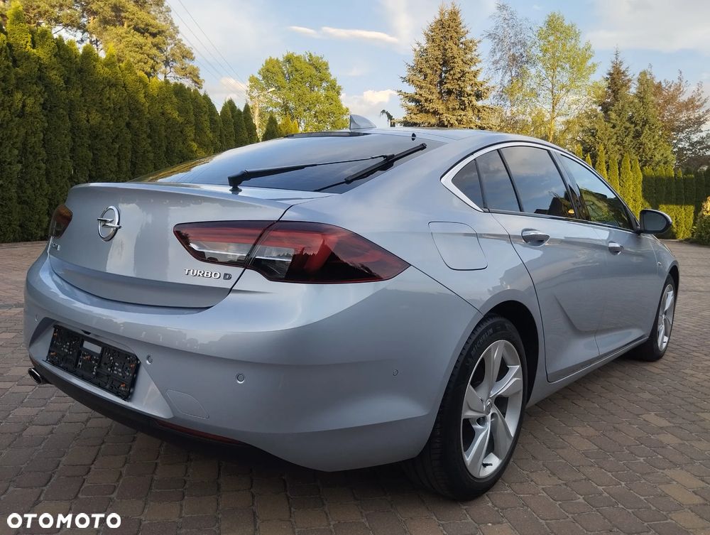 Opel Insignia 2.0 CDTI Executive S&S - 15