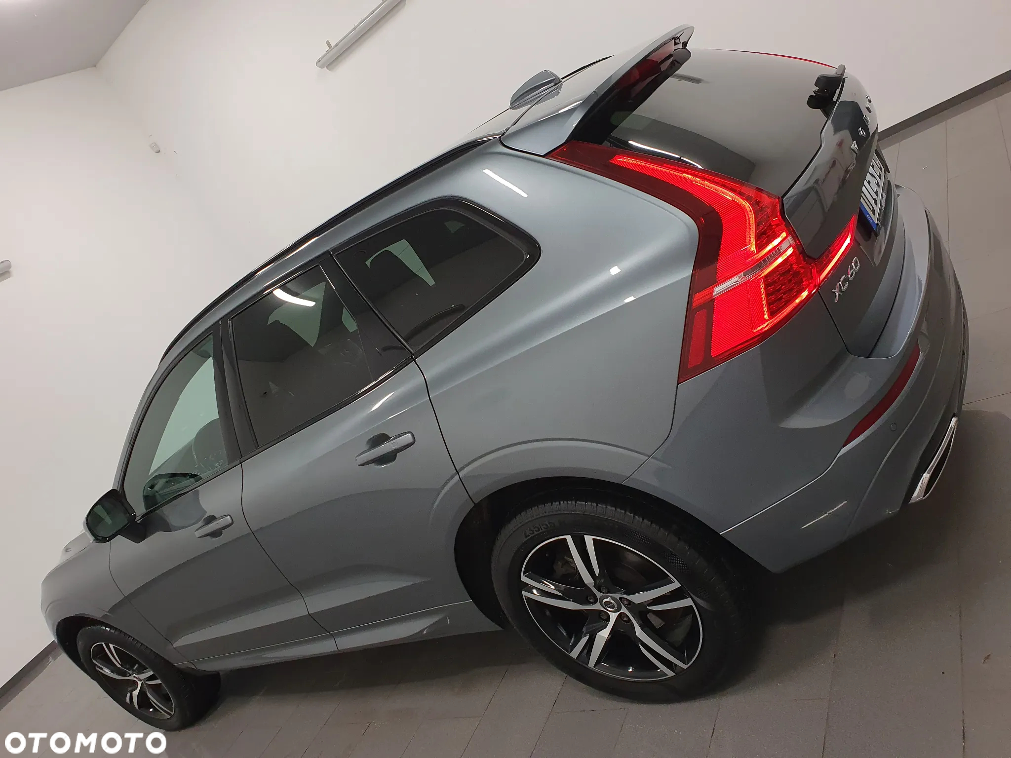 Volvo XC 60 B4 D AWD Geartronic RDesign - 32