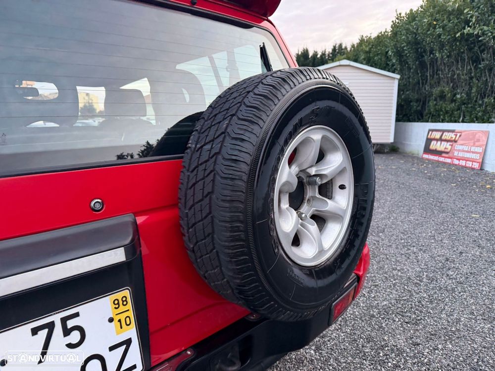 Mitsubishi Pajero 3.5 V6 - 12