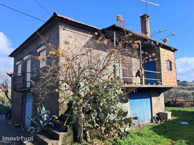 Vende-se Moradia no concelho de Mogadouro.  ACEITAM-SE  PROPOSTAS! - Grande imagem: 2/8