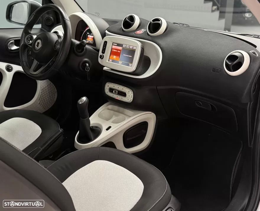 Smart ForTwo Coupé passion - 19
