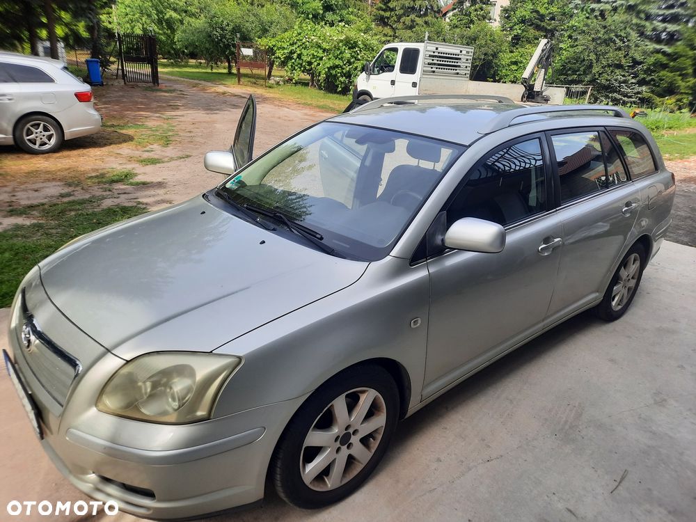 Toyota Avensis 1.8 VVT-i - 7