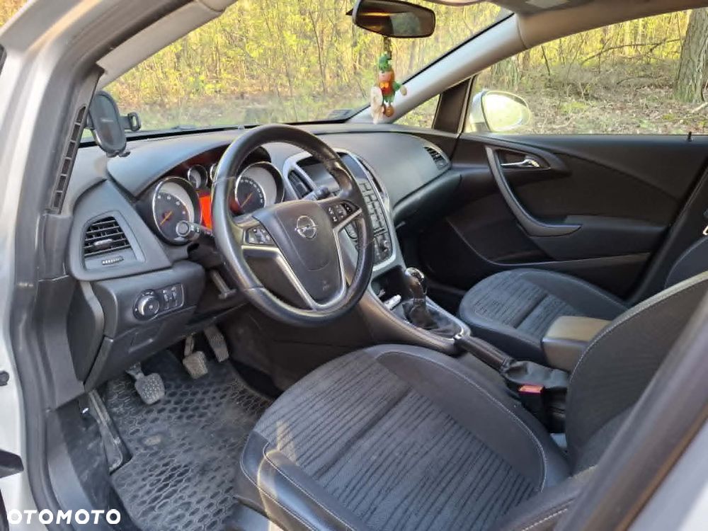 Opel Astra 1.4 T S&S EU6 - 4