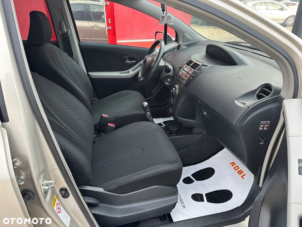 Toyota Yaris 1.33 VVT-i Sol - 7