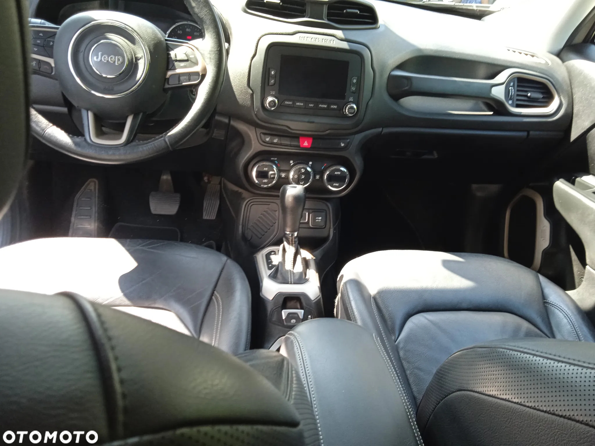 Jeep Renegade - 22