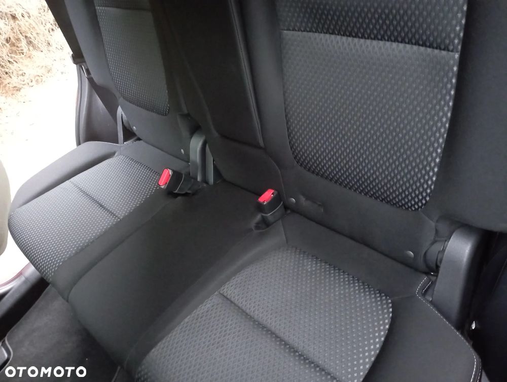 Mitsubishi Outlander 2.0 Intense + SDA 4WD CVT - 6