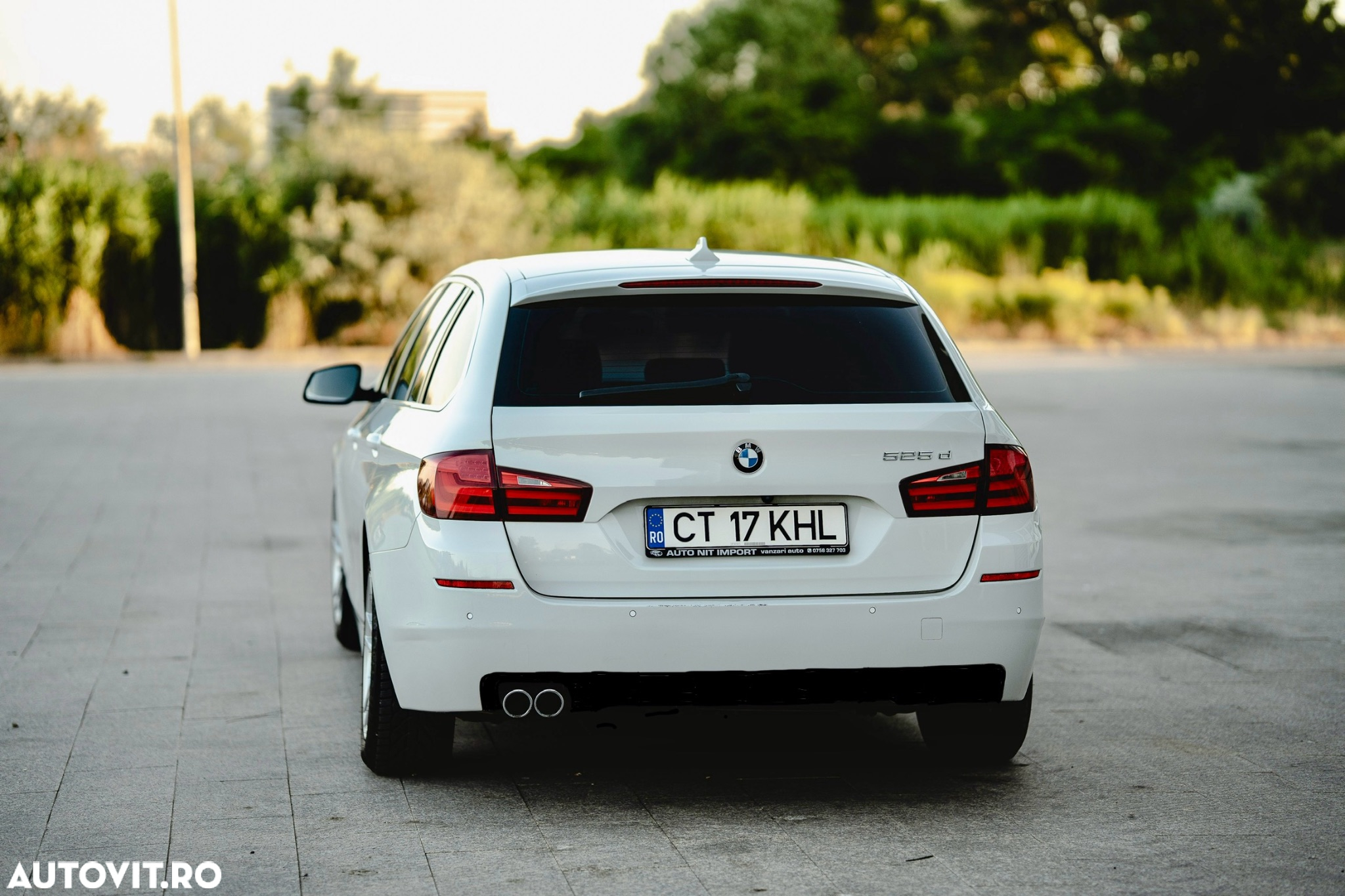 BMW Seria 5 525d Touring Modern Line - 12