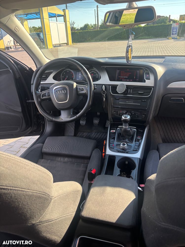 Audi A4 Limuzina 2.0 TDI B8 - 8