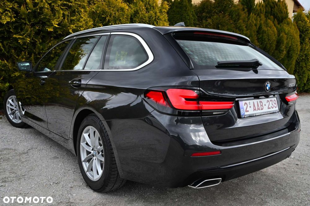 BMW Seria 5 - 29