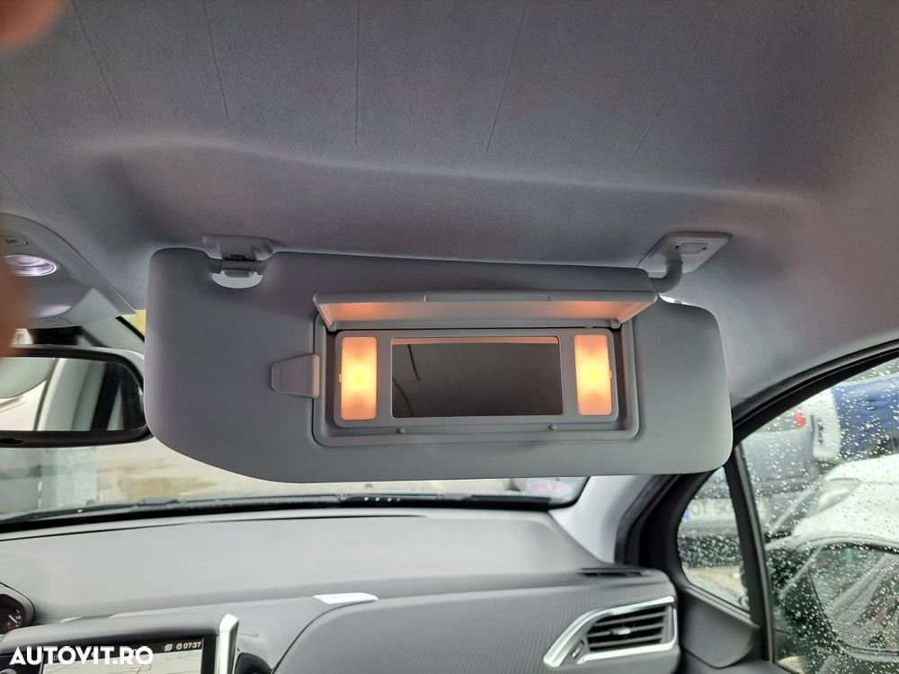 Peugeot 2008 PureTech 130 Stop&Start GT-Line Edition - 30