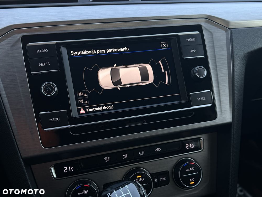 Volkswagen Passat 1.5 TSI EVO Essence - 27