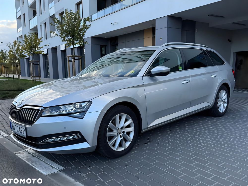 Skoda Superb 2.0 TDI SCR Style DSG - 4