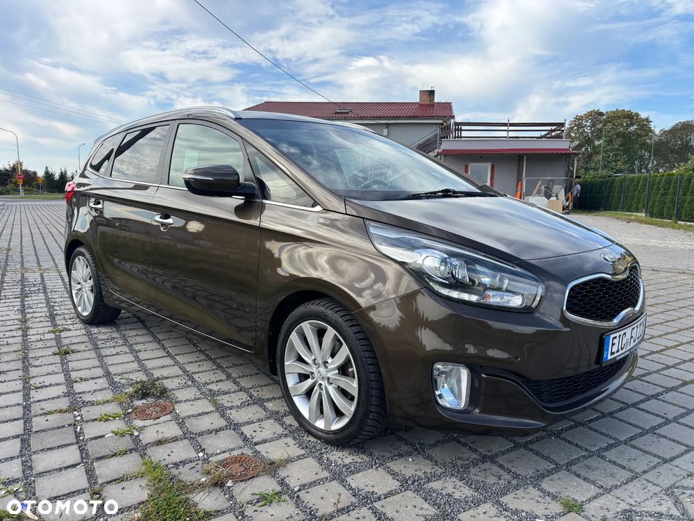Kia Carens 1.7 CRDi 141 Dream Team Edition - 2