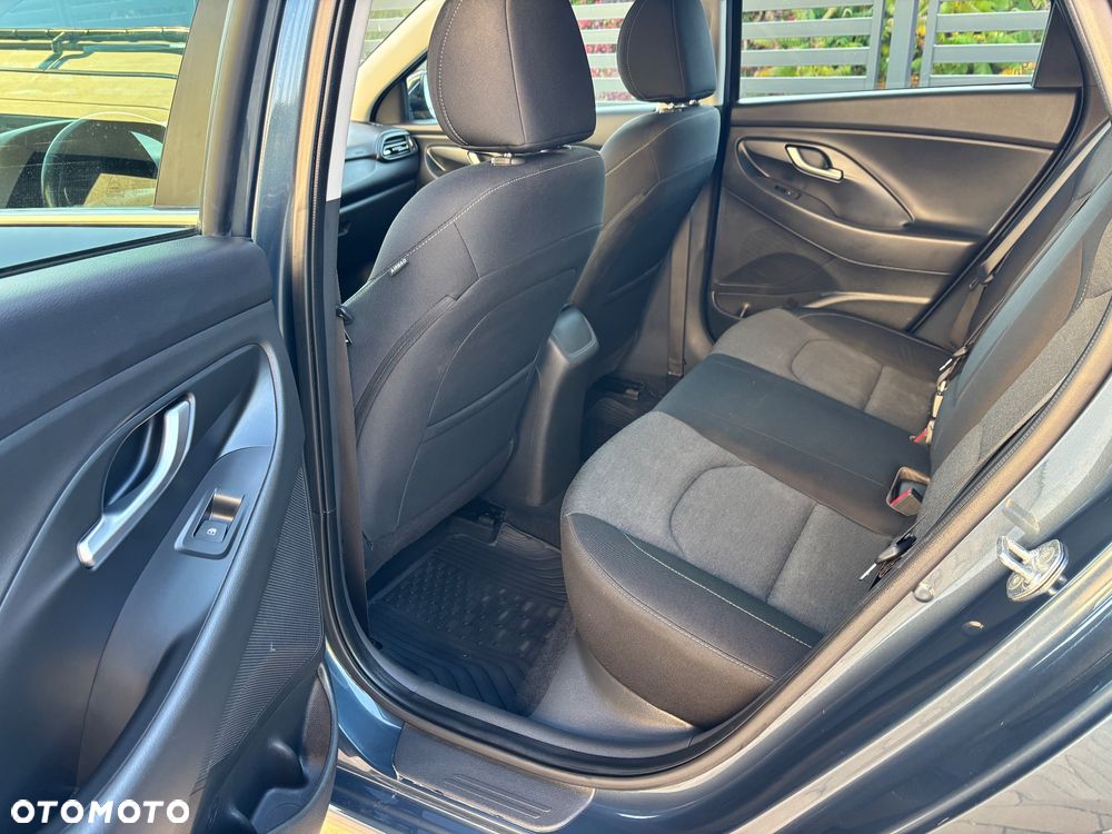 Hyundai i30 1.5 DPI Comfort - 37