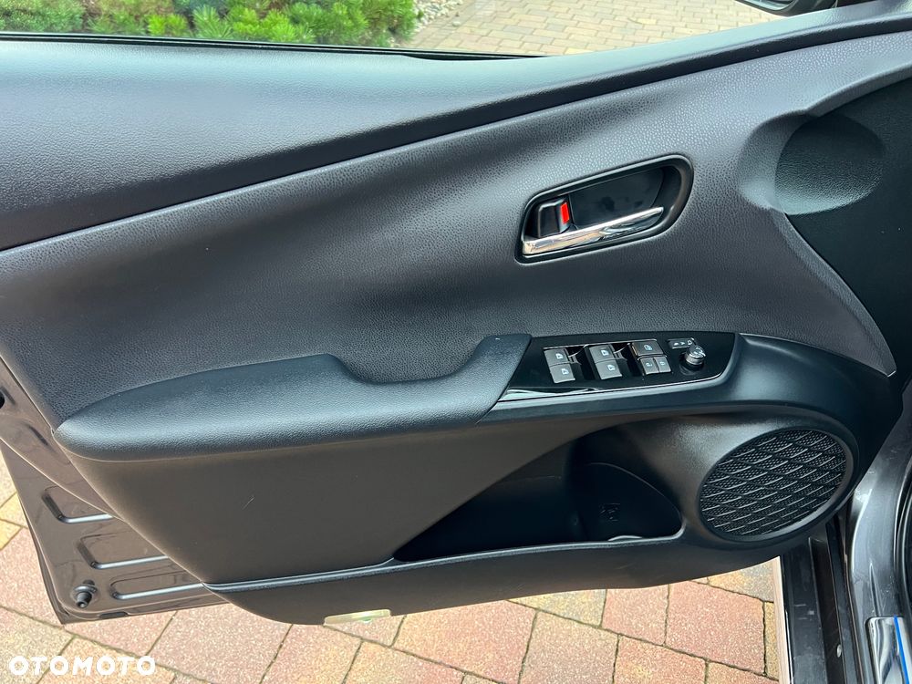 Toyota Prius 1.8 Hybrid Executive - 38