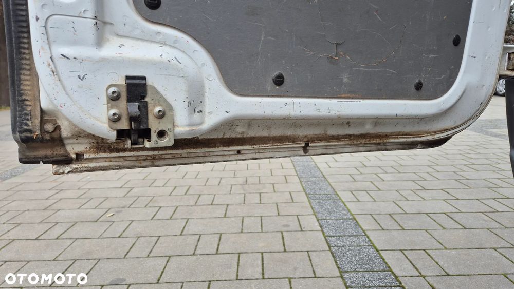 Mercedes-Benz SPRINTER - 16