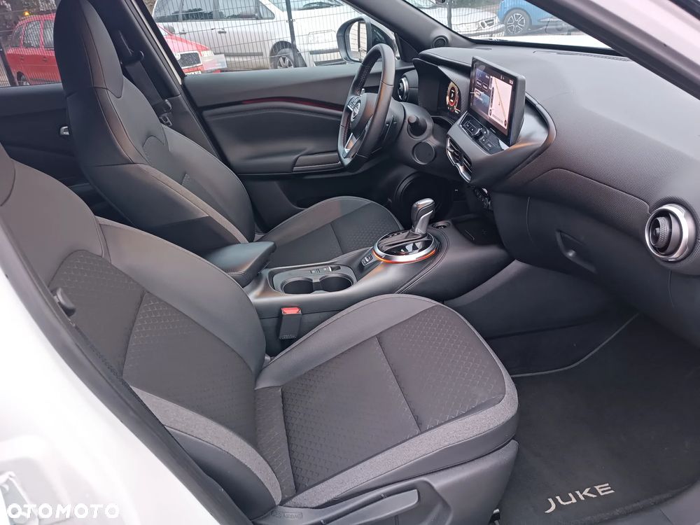 Nissan Juke 1.0 DIG-T N-Connecta DCT - 22
