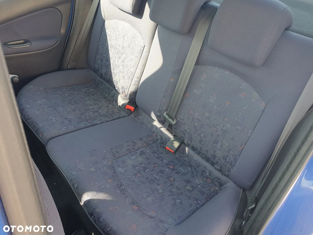 Peugeot 206 1.1 XR - 11