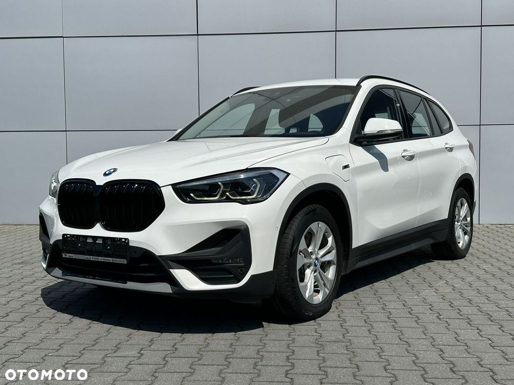 BMW X1 xDrive25e Advantage - 2