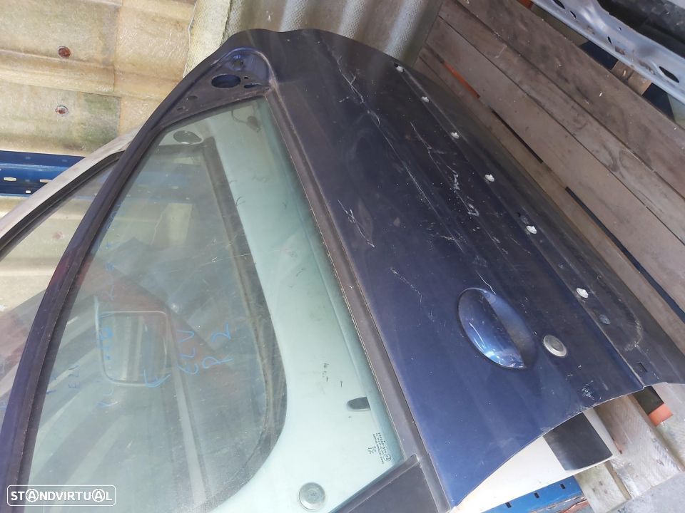 Porta Frente Direita Peugeot 206 Completa - 2