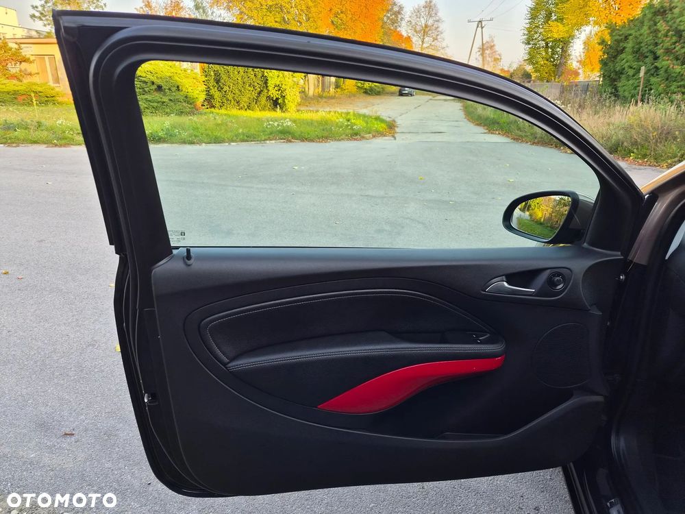 Opel Adam 1.4 Black Link - 23