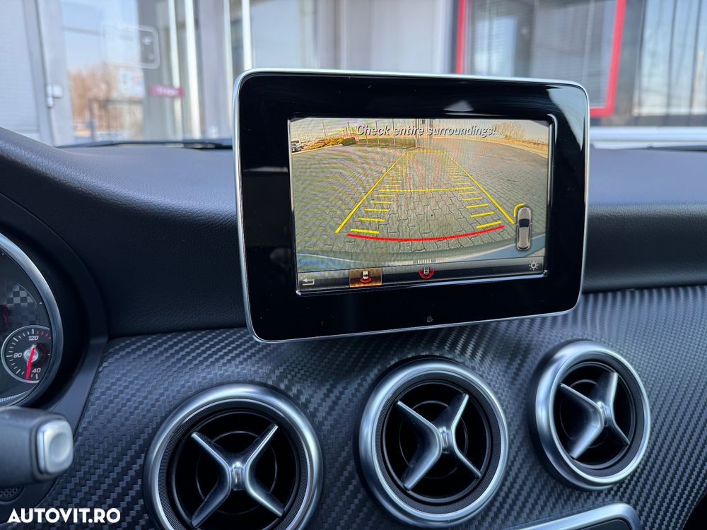 Mercedes-Benz A 200 d 7G-DCT AMG Line - 29