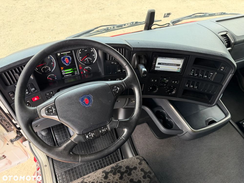 Scania R450 RETARDER / LED / KLIMA POSTOJOWA / MIKROFALA / ALUFELGI / ZBIORNIKI 1200 L / FULL SPOJLERY / NAWIGACJA / ŚLICZNA SCANIA / OD NOWOŚCI SPALANIE TYLKO 27 L / 11.2016 ROK !! - 20