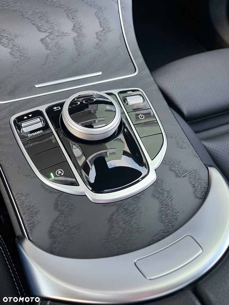 Mercedes-Benz Klasa C 200 9G-TRONIC - 15