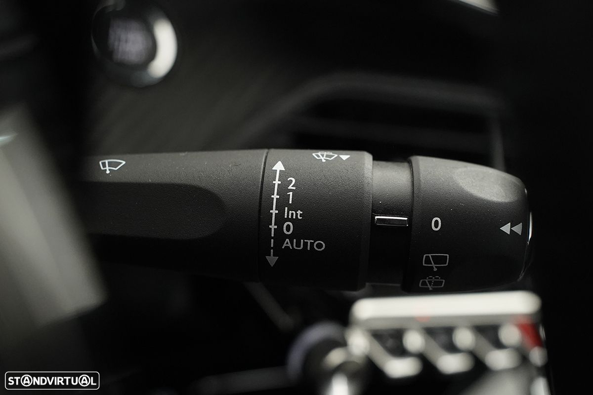 Peugeot e-2008 50 kWh Allure - 19