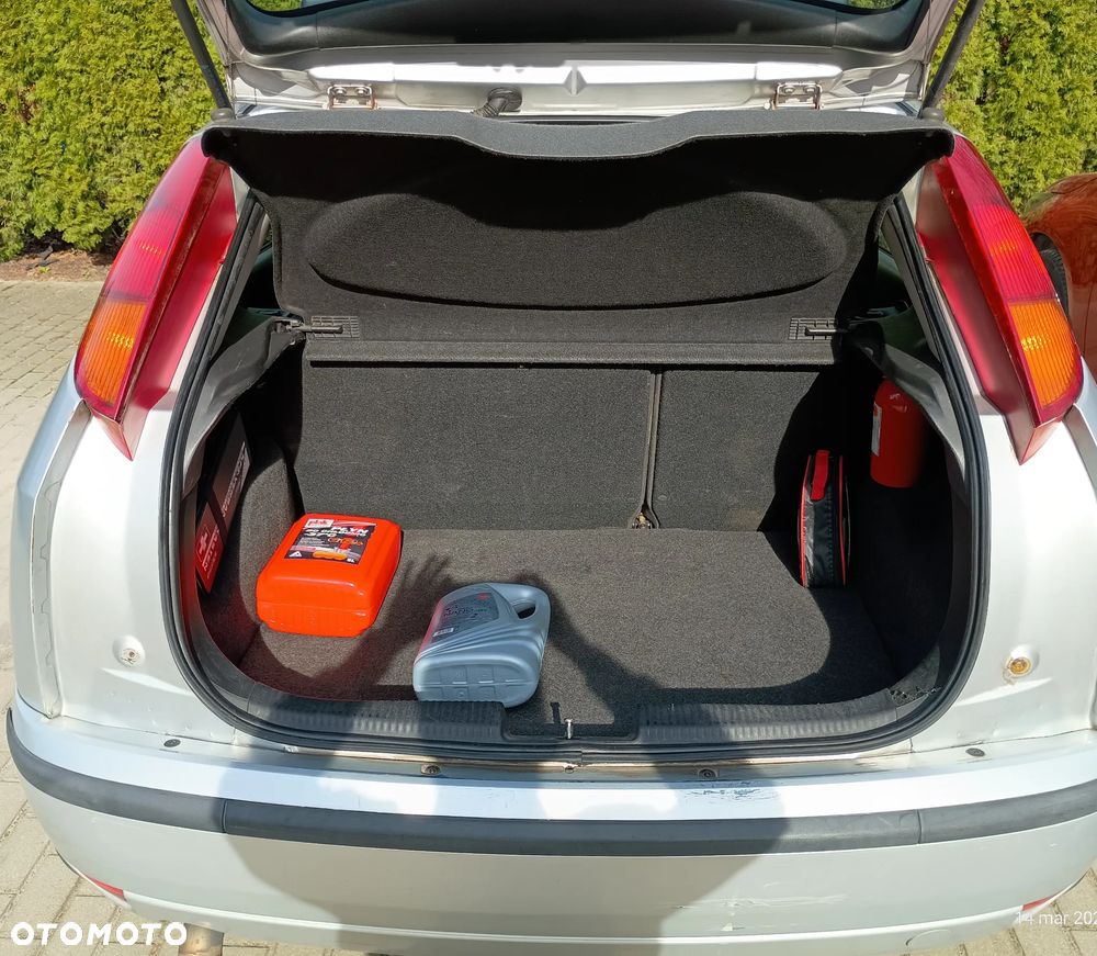 Ford Focus 1.8 TDCi Comfort - 11