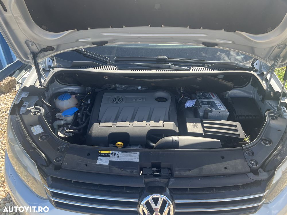 Volkswagen Touran 2.0 TDI DPF Trendline - 10