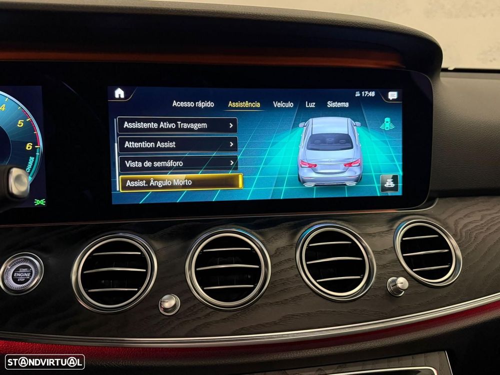 Mercedes-Benz E 300 de Avantgarde 4Matic - 27