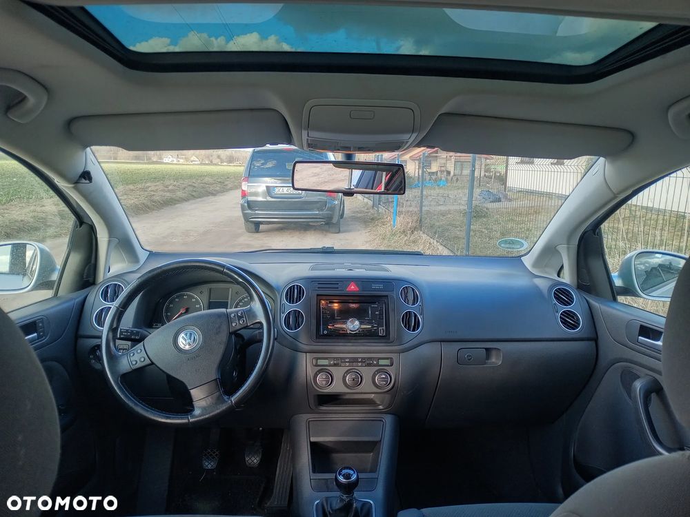 Volkswagen Golf Plus 2.0 FSI Comfortline - 8